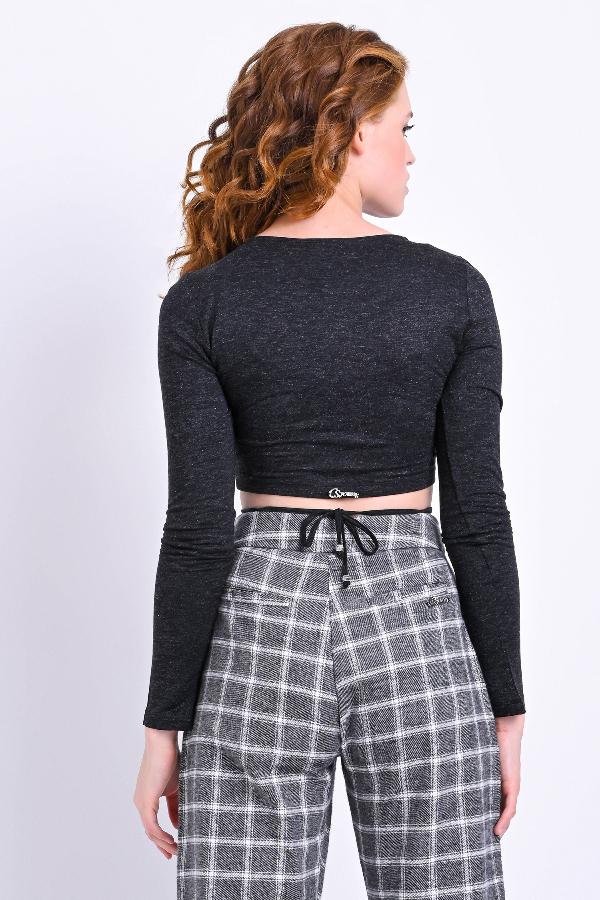 BLUSA CROPPED MANGA LARGA CON AMARRE