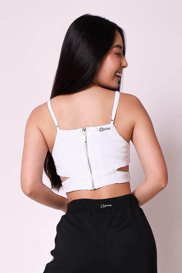 TOP CON DETALLES