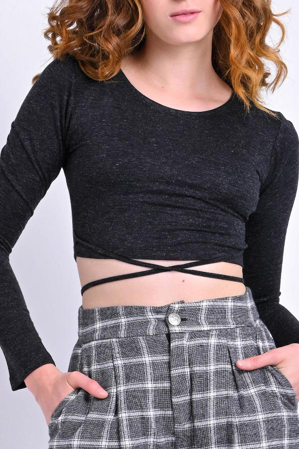 BLUSA CROPPED MANGA LARGA CON AMARRE