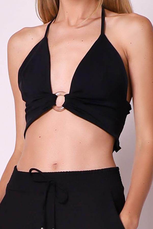 TOP CON DETALLE ARGOLA Y LASTEX