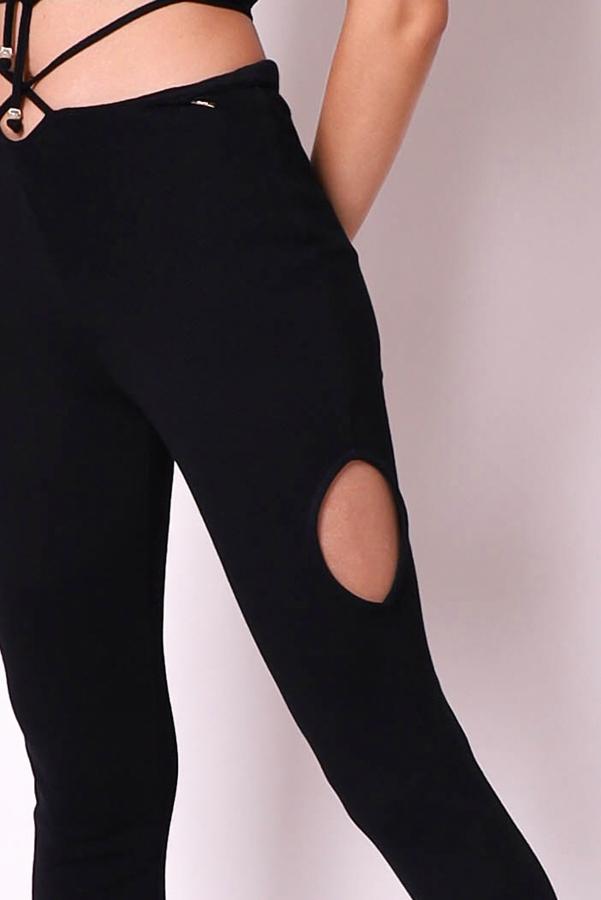 PANTALON DETALLE CUT OUT