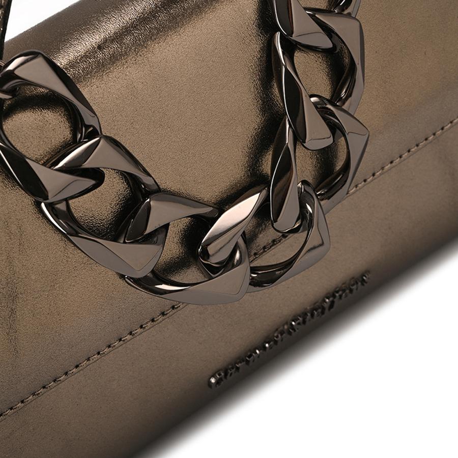 CARTERA DE MANO