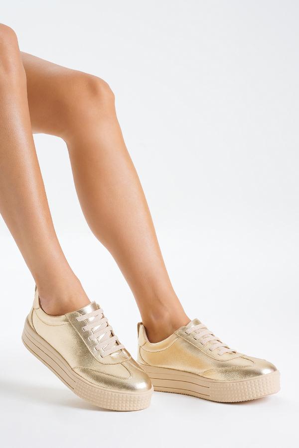 TENIS